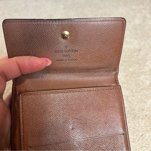 Authentic Louis Vuitton Monogram Elise Wallet - Picture 4 of 14